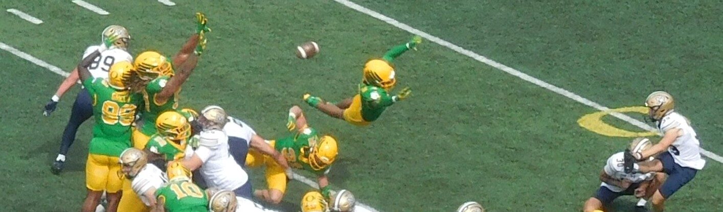 www.CollegeFootballFan.com